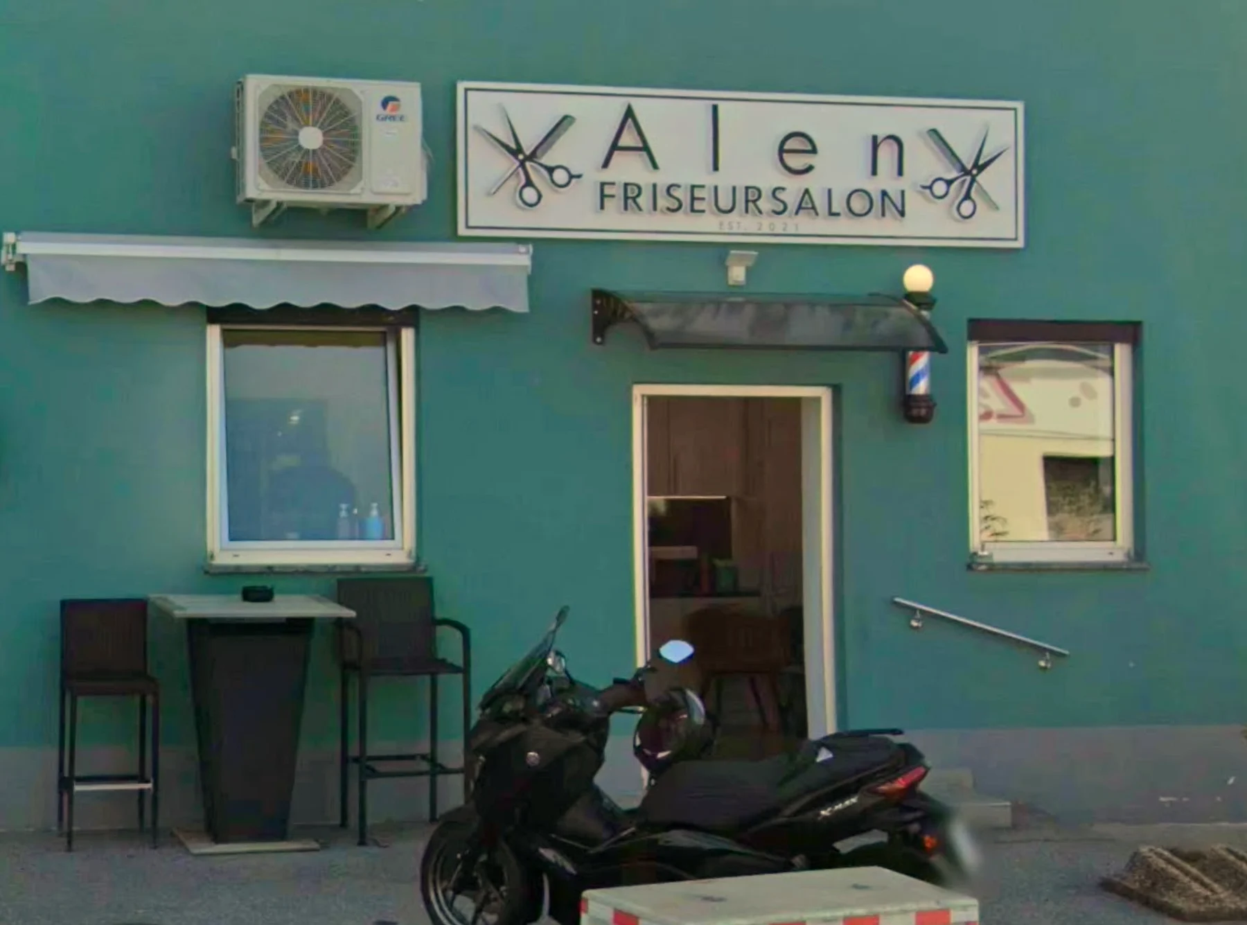 Außenansicht des Salons