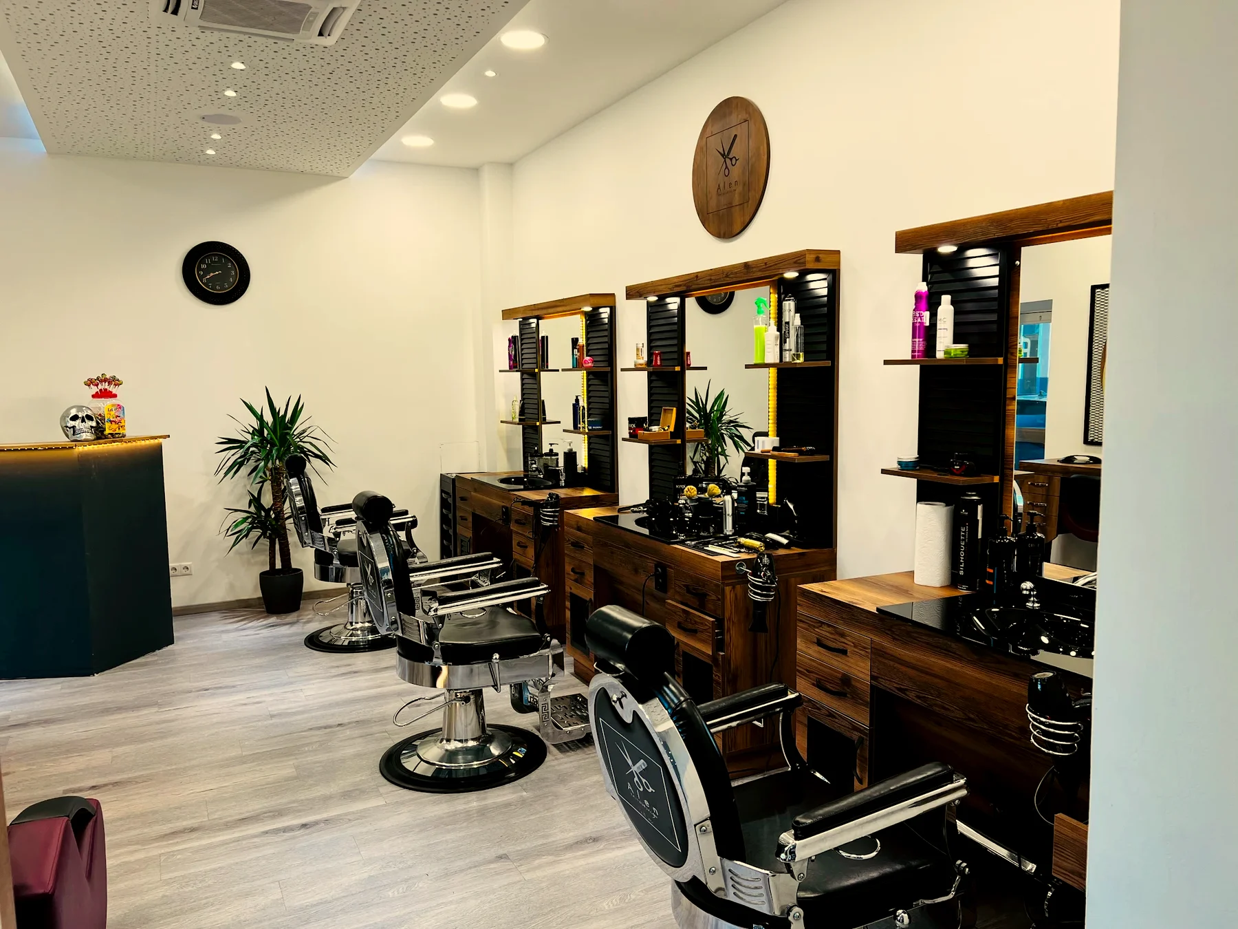 Barber-Bereich im Friseursalon Alen